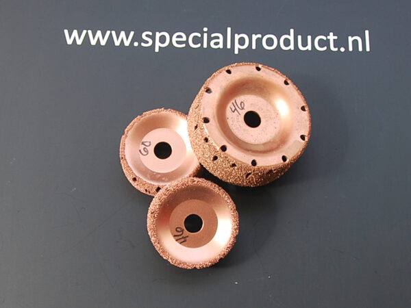 Tire grinding cup