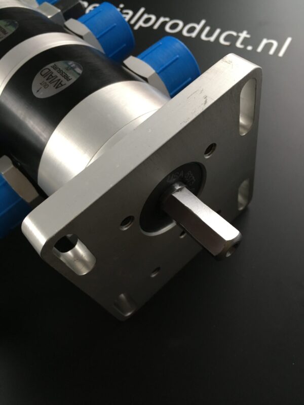 AVIAD oil pumps - Image 3