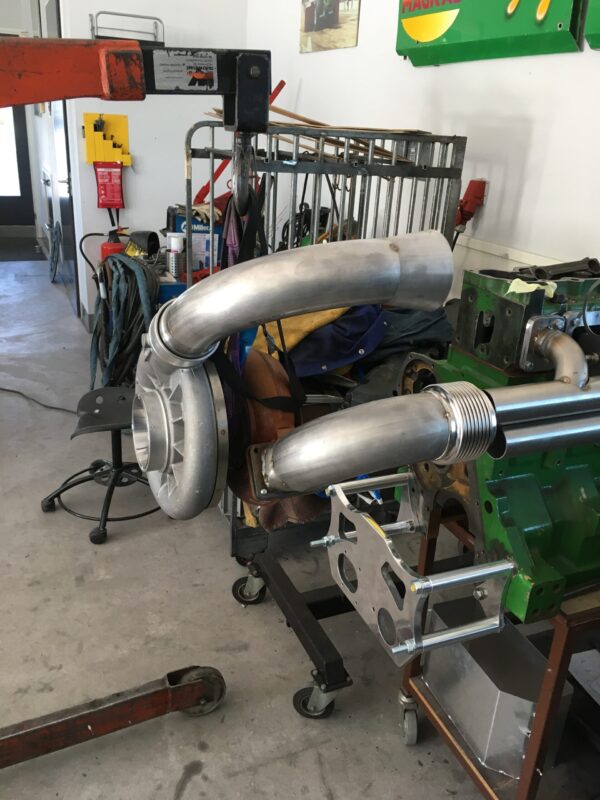 Exhaust manifold - Image 3