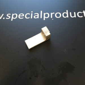 Hot knife tire groover finger