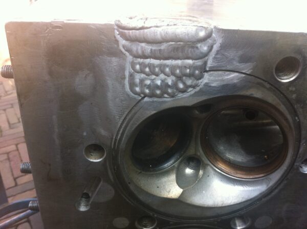 Cilinder head repair - Image 4