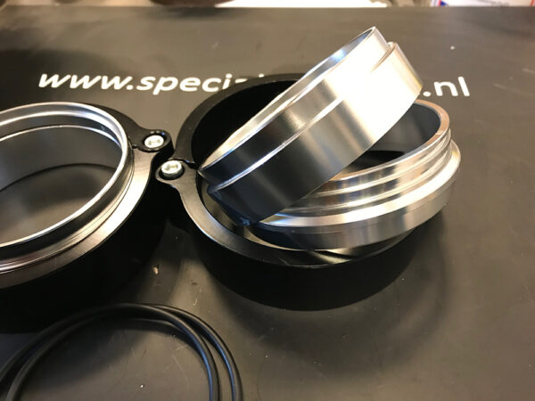 Intake pipe c clamp - Image 3